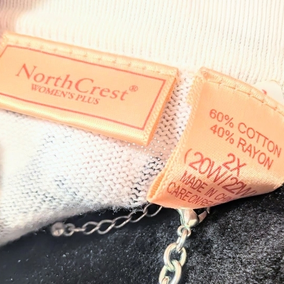 Northcrest Black and White Patterned Blouse - Picture 3 of 5